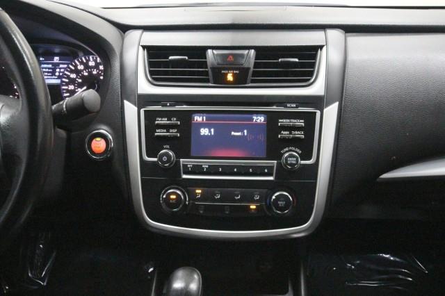 Used Nissan Altima 2.5 SR w/ rearCam 2016 | Car Revolution. Maple Shade, New Jersey Used Nissan Altima 2.5 SR w/ rearCam 2016 | Car Revolution. Maple Shade, New Jersey