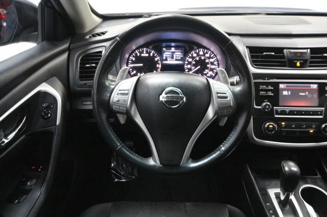 Used Nissan Altima 2.5 SR w/ rearCam 2016 | Car Revolution. Maple Shade, New Jersey Used Nissan Altima 2.5 SR w/ rearCam 2016 | Car Revolution. Maple Shade, New Jersey