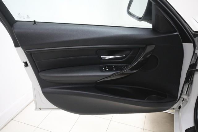 Used BMW 3 Series 320i xDrive w/ Navi 2015 | Car Revolution. Maple Shade, New Jersey Used BMW 3 Series 320i xDrive w/ Navi 2015 | Car Revolution. Maple Shade, New Jersey