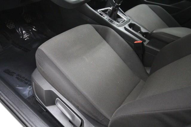 Used Volkswagen Jetta S w/ rearCam 2019 | Car Revolution. Maple Shade, New Jersey Used Volkswagen Jetta S w/ rearCam 2019 | Car Revolution. Maple Shade, New Jersey