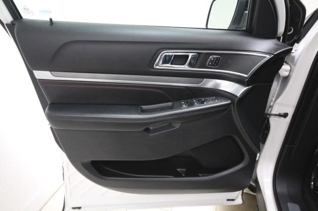 Used Ford Explorer Sport 4WD w/ Navi & rearCam 2017 | Car Revolution. Maple Shade, New Jersey Used Ford Explorer Sport 4WD w/ Navi & rearCam 2017 | Car Revolution. Maple Shade, New Jersey