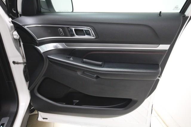 Used Ford Explorer Sport 4WD w/ Navi & rearCam 2017 | Car Revolution. Maple Shade, New Jersey Used Ford Explorer Sport 4WD w/ Navi & rearCam 2017 | Car Revolution. Maple Shade, New Jersey