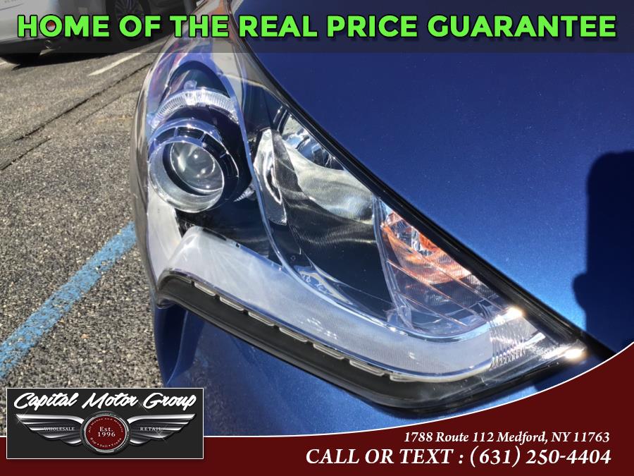 Used Hyundai Veloster 3dr Cpe Auto Turbo 2016 | Capital Motor Group Inc. Medford, New York Used Hyundai Veloster 3dr Cpe Auto Turbo 2016 | Capital Motor Group Inc. Medford, New York