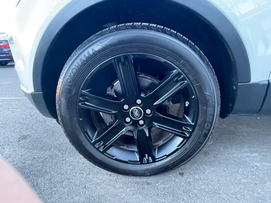 Used Land Rover Range Rover Evoque 5dr HB Pure Premium 2013 | Auto Match LLC. Waterbury, Connecticut Used Land Rover Range Rover Evoque 5dr HB Pure Premium 2013 | Auto Match LLC. Waterbury, Connecticut