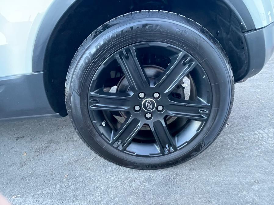 Used Land Rover Range Rover Evoque 5dr HB Pure Premium 2013 | Auto Match LLC. Waterbury, Connecticut Used Land Rover Range Rover Evoque 5dr HB Pure Premium 2013 | Auto Match LLC. Waterbury, Connecticut