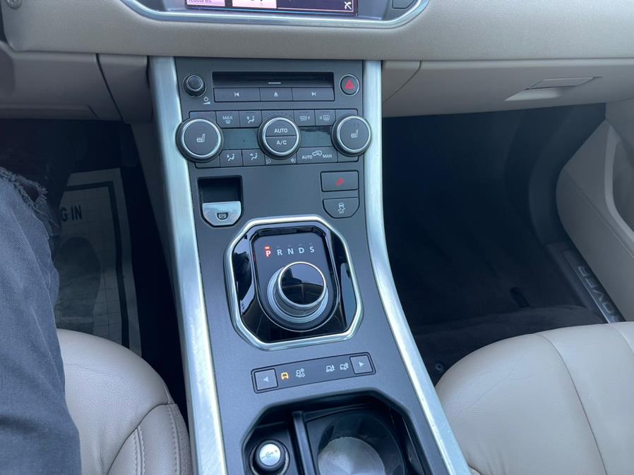 Used Land Rover Range Rover Evoque 5dr HB Pure Premium 2013 | Auto Match LLC. Waterbury, Connecticut Used Land Rover Range Rover Evoque 5dr HB Pure Premium 2013 | Auto Match LLC. Waterbury, Connecticut