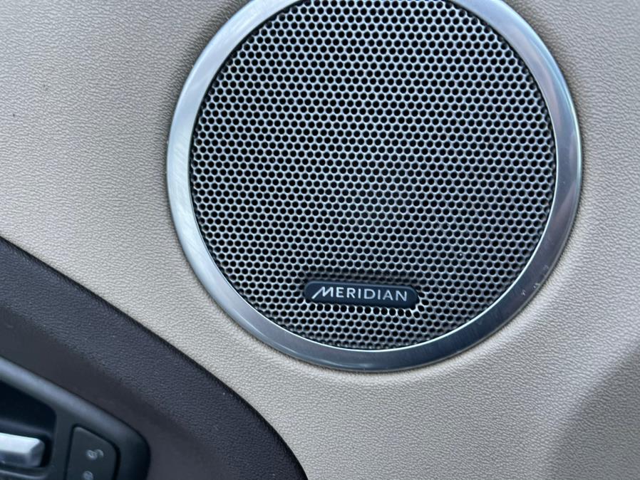 Used Land Rover Range Rover Evoque 5dr HB Pure Premium 2013 | Auto Match LLC. Waterbury, Connecticut Used Land Rover Range Rover Evoque 5dr HB Pure Premium 2013 | Auto Match LLC. Waterbury, Connecticut