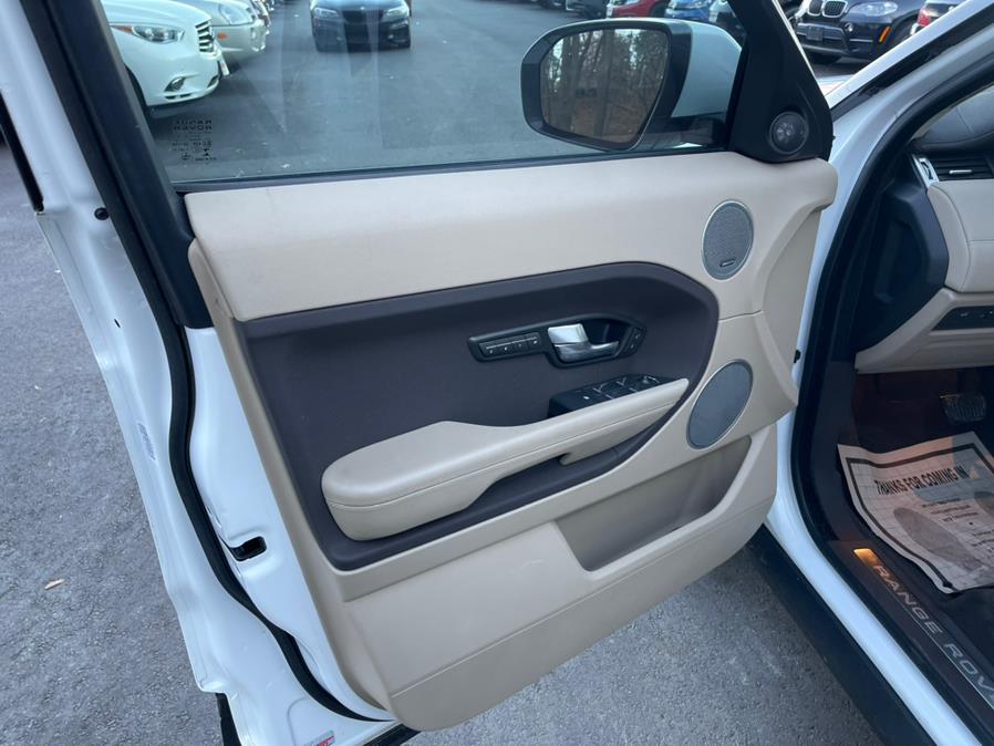 Used Land Rover Range Rover Evoque 5dr HB Pure Premium 2013 | Auto Match LLC. Waterbury, Connecticut Used Land Rover Range Rover Evoque 5dr HB Pure Premium 2013 | Auto Match LLC. Waterbury, Connecticut