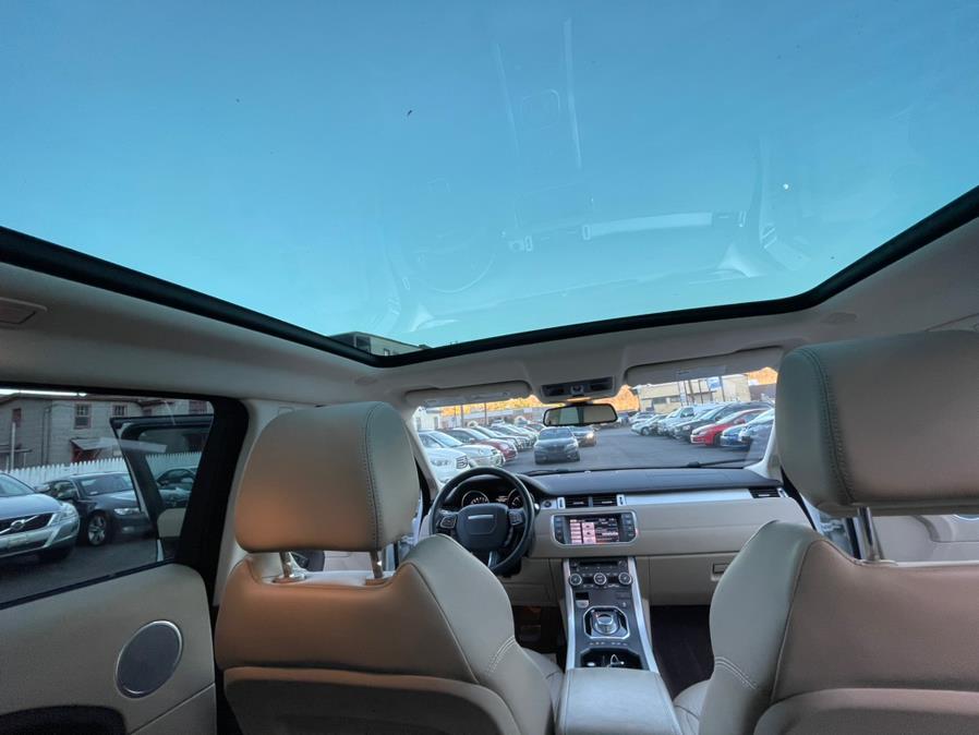 Used Land Rover Range Rover Evoque 5dr HB Pure Premium 2013 | Auto Match LLC. Waterbury, Connecticut Used Land Rover Range Rover Evoque 5dr HB Pure Premium 2013 | Auto Match LLC. Waterbury, Connecticut