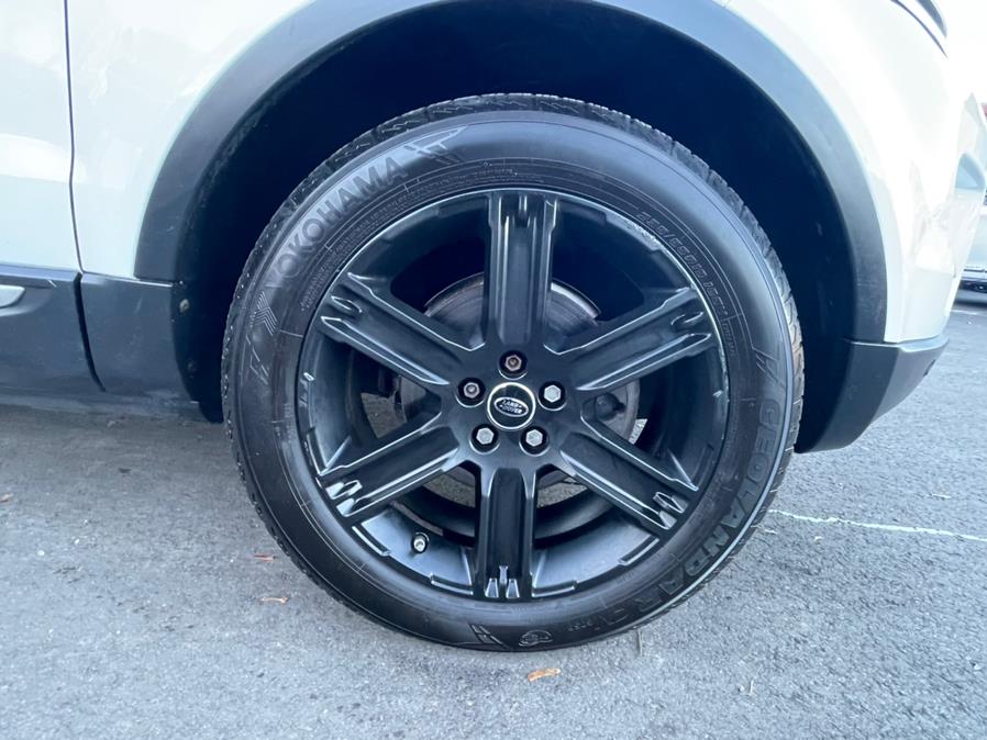 Used Land Rover Range Rover Evoque 5dr HB Pure Premium 2013 | Auto Match LLC. Waterbury, Connecticut Used Land Rover Range Rover Evoque 5dr HB Pure Premium 2013 | Auto Match LLC. Waterbury, Connecticut