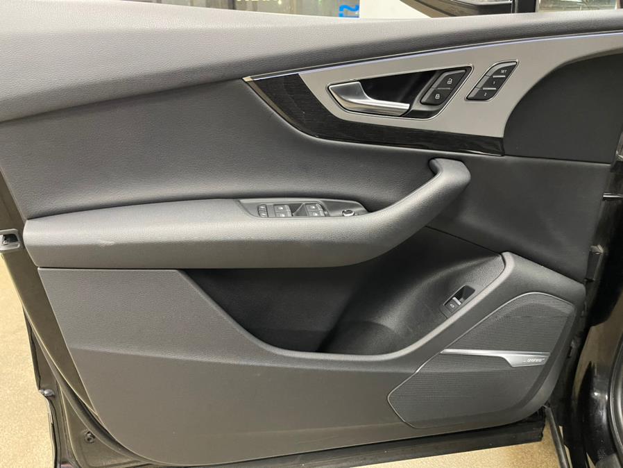 2018 Audi Q7 2.0 TFSI Premium Plus, available for sale in Inwood, New York | 5 Towns Drive. Inwood, New York 2018 Audi Q7 2.0 TFSI Premium Plus, available for sale in Inwood, New York | 5 Towns Drive. Inwood, New York