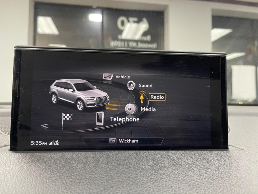2018 Audi Q7 2.0 TFSI Premium Plus, available for sale in Inwood, New York | 5 Towns Drive. Inwood, New York 2018 Audi Q7 2.0 TFSI Premium Plus, available for sale in Inwood, New York | 5 Towns Drive. Inwood, New York