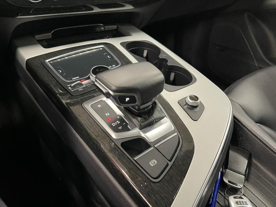 2018 Audi Q7 2.0 TFSI Premium Plus, available for sale in Inwood, New York | 5 Towns Drive. Inwood, New York 2018 Audi Q7 2.0 TFSI Premium Plus, available for sale in Inwood, New York | 5 Towns Drive. Inwood, New York