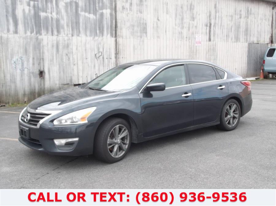 Used Nissan Altima 4dr Sdn I4 2.5 S 2013 | Lee Motors Sales Inc. Hartford, Connecticut Used Nissan Altima 4dr Sdn I4 2.5 S 2013 | Lee Motors Sales Inc. Hartford, Connecticut