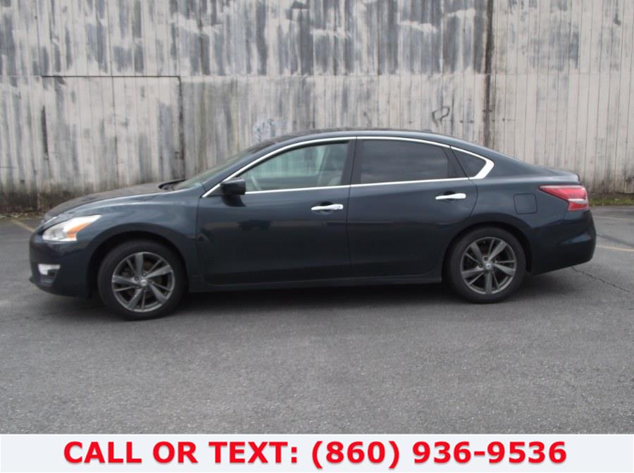 Used Nissan Altima 4dr Sdn I4 2.5 S 2013 | Lee Motors Sales Inc. Hartford, Connecticut Used Nissan Altima 4dr Sdn I4 2.5 S 2013 | Lee Motors Sales Inc. Hartford, Connecticut