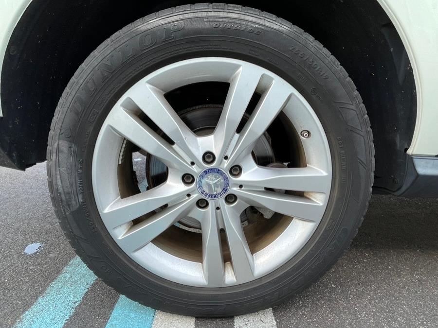 2013 Mercedes-Benz M-Class 4MATIC 4dr ML350, available for sale in Rosedale, New York | Sunrise Auto Sales. Rosedale, New York 2013 Mercedes-Benz M-Class 4MATIC 4dr ML350, available for sale in Rosedale, New York | Sunrise Auto Sales. Rosedale, New York