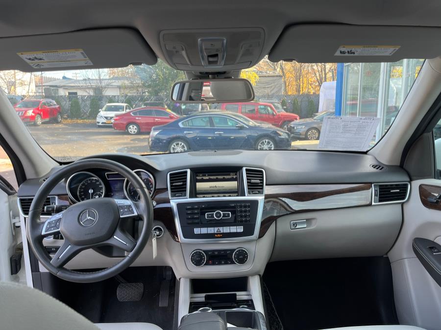 2013 Mercedes-Benz M-Class 4MATIC 4dr ML350, available for sale in Rosedale, New York | Sunrise Auto Sales. Rosedale, New York 2013 Mercedes-Benz M-Class 4MATIC 4dr ML350, available for sale in Rosedale, New York | Sunrise Auto Sales. Rosedale, New York