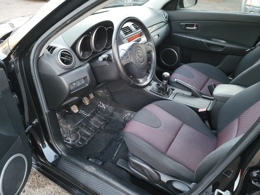 2005 Mazda Mazda3 2.3 4dr Sedan 5 Speed Manual, available for sale in East Windsor, Connecticut | Toro Auto. East Windsor, Connecticut 2005 Mazda Mazda3 2.3 4dr Sedan 5 Speed Manual, available for sale in East Windsor, Connecticut | Toro Auto. East Windsor, Connecticut
