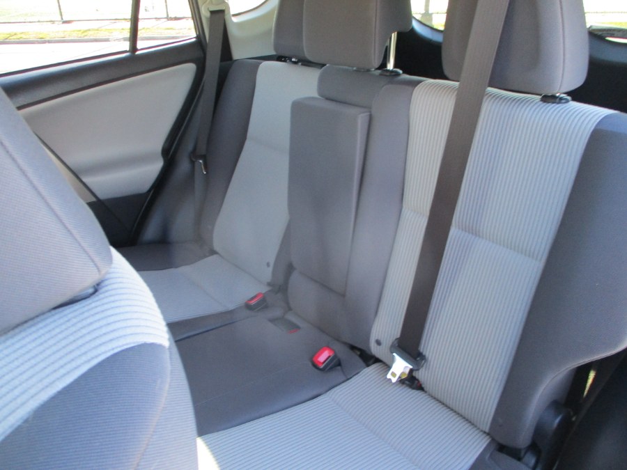 Used Toyota RAV4 AWD 4dr LE (Natl) 2014 | South Shore Auto Brokers & Sales. Massapequa, New York Used Toyota RAV4 AWD 4dr LE (Natl) 2014 | South Shore Auto Brokers & Sales. Massapequa, New York
