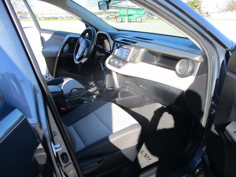 Used Toyota RAV4 AWD 4dr LE (Natl) 2014 | South Shore Auto Brokers & Sales. Massapequa, New York Used Toyota RAV4 AWD 4dr LE (Natl) 2014 | South Shore Auto Brokers & Sales. Massapequa, New York