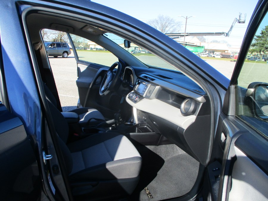 Used Toyota RAV4 AWD 4dr LE (Natl) 2014 | South Shore Auto Brokers & Sales. Massapequa, New York Used Toyota RAV4 AWD 4dr LE (Natl) 2014 | South Shore Auto Brokers & Sales. Massapequa, New York