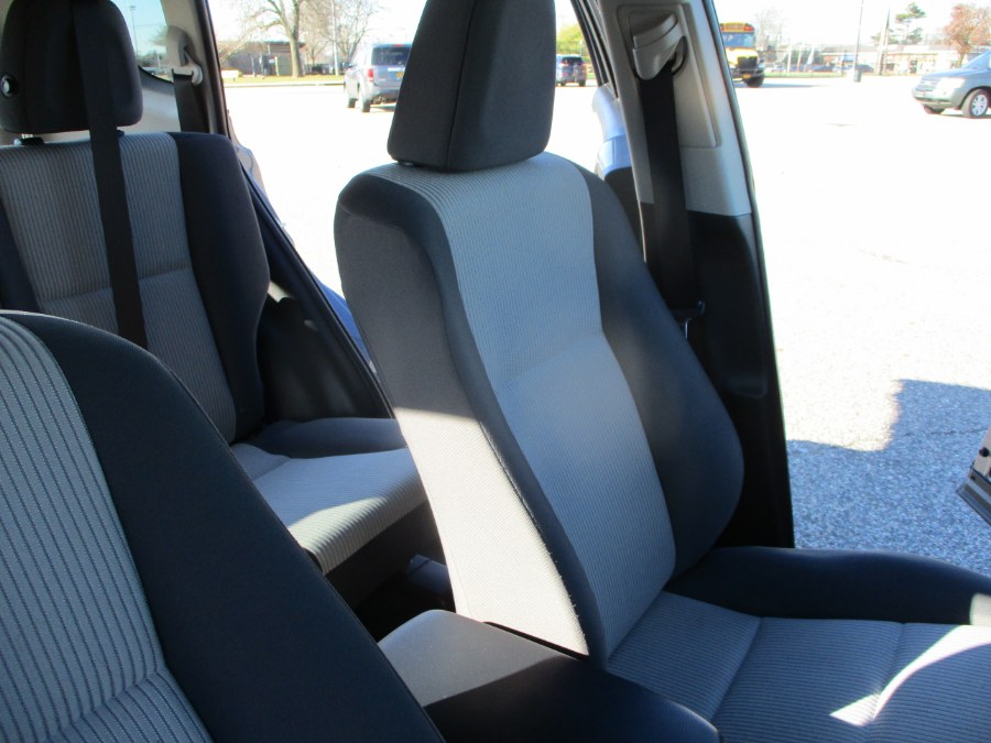 Used Toyota RAV4 AWD 4dr LE (Natl) 2014 | South Shore Auto Brokers & Sales. Massapequa, New York Used Toyota RAV4 AWD 4dr LE (Natl) 2014 | South Shore Auto Brokers & Sales. Massapequa, New York