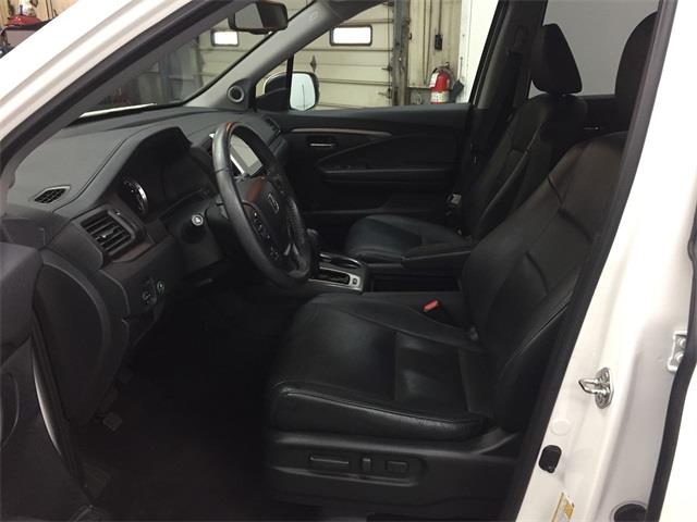 Used Honda Pilot EX-L 2018 | Eastchester Motor Cars. Bronx, New York Used Honda Pilot EX-L 2018 | Eastchester Motor Cars. Bronx, New York