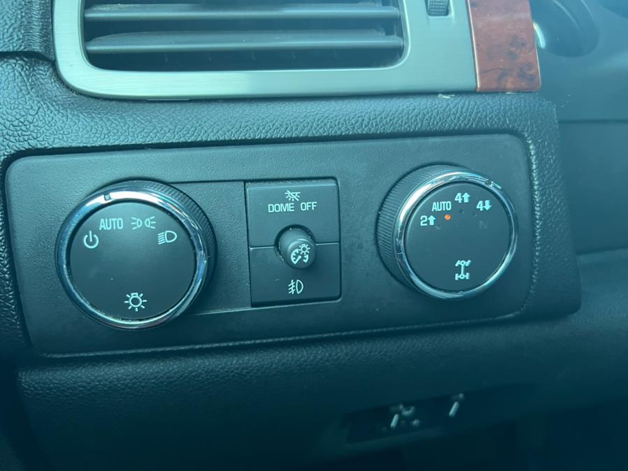 Used GMC Sierra 1500 4WD Crew Cab 143.5" SLT 2010 | Mint Auto Sales. Islip, New York Used GMC Sierra 1500 4WD Crew Cab 143.5" SLT 2010 | Mint Auto Sales. Islip, New York