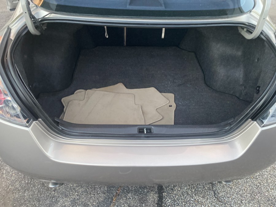 2011 Nissan Altima 4dr Sdn I4 CVT 2.5 S, available for sale in Middle Village, New York | Middle Village Motors . Middle Village, New York 2011 Nissan Altima 4dr Sdn I4 CVT 2.5 S, available for sale in Middle Village, New York | Middle Village Motors . Middle Village, New York