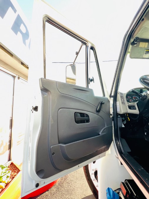2017 INTERNATIONAL 4300 26 FEET DRY BOX + LIFT GATE + CUMMINS ENG + NO CDL, available for sale in South Amboy, New Jersey | NJ Truck Spot. South Amboy, New Jersey 2017 INTERNATIONAL 4300 26 FEET DRY BOX + LIFT GATE + CUMMINS ENG + NO CDL, available for sale in South Amboy, New Jersey | NJ Truck Spot. South Amboy, New Jersey