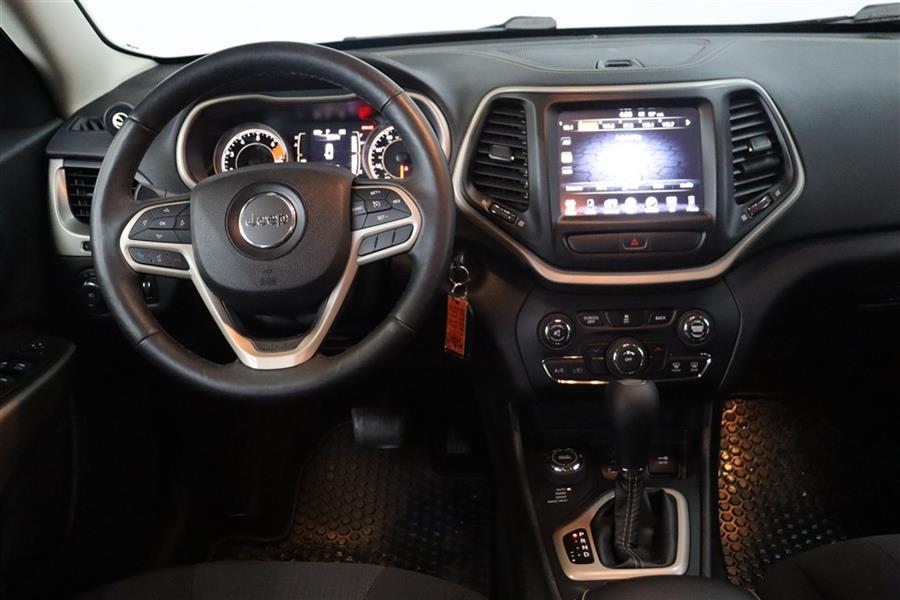 2017 Jeep Cherokee LATITUDE, available for sale in Paterson, New Jersey | Fast Track Motors. Paterson, New Jersey 2017 Jeep Cherokee LATITUDE, available for sale in Paterson, New Jersey | Fast Track Motors. Paterson, New Jersey