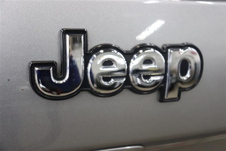 2017 Jeep Cherokee LATITUDE, available for sale in Paterson, New Jersey | Fast Track Motors. Paterson, New Jersey 2017 Jeep Cherokee LATITUDE, available for sale in Paterson, New Jersey | Fast Track Motors. Paterson, New Jersey