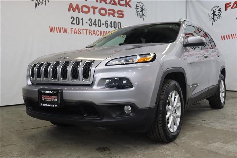 2017 Jeep Cherokee LATITUDE, available for sale in Paterson, New Jersey | Fast Track Motors. Paterson, New Jersey 2017 Jeep Cherokee LATITUDE, available for sale in Paterson, New Jersey | Fast Track Motors. Paterson, New Jersey