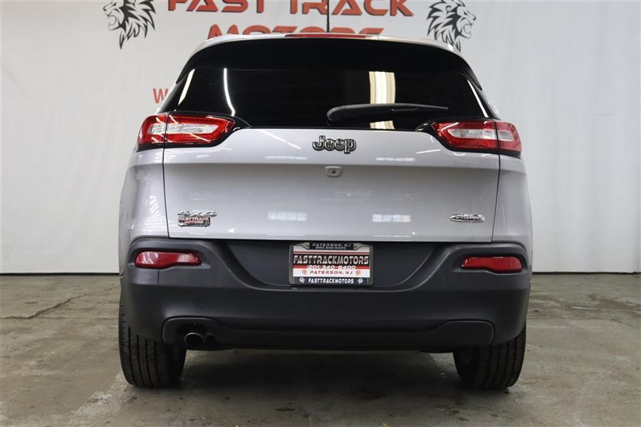 2017 Jeep Cherokee LATITUDE, available for sale in Paterson, New Jersey | Fast Track Motors. Paterson, New Jersey 2017 Jeep Cherokee LATITUDE, available for sale in Paterson, New Jersey | Fast Track Motors. Paterson, New Jersey