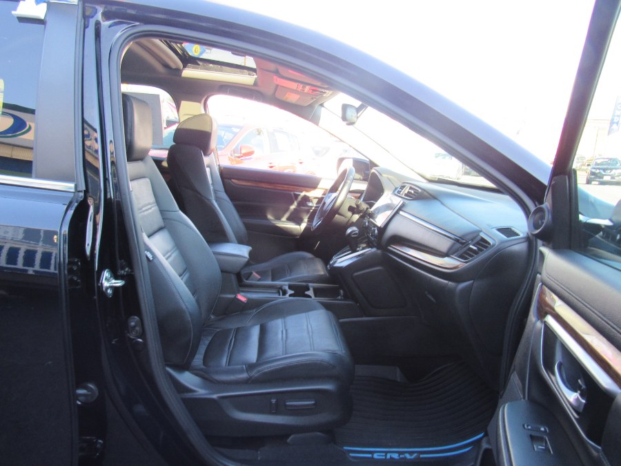 Used Honda CR-V Touring AWD 2018 | NJ Used Cars Center. Irvington, New Jersey Used Honda CR-V Touring AWD 2018 | NJ Used Cars Center. Irvington, New Jersey