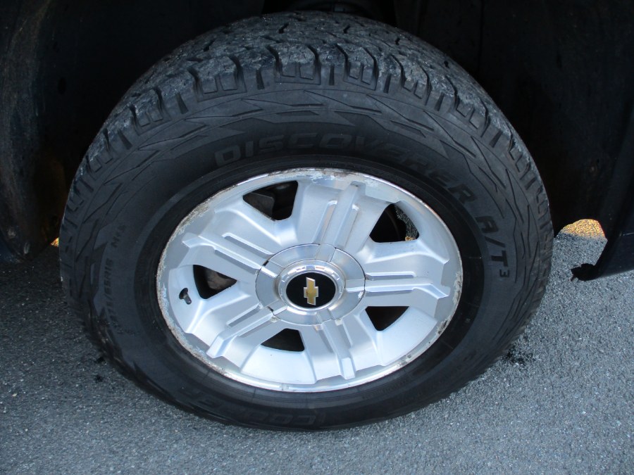 2011 Chevrolet Silverado 1500 4WD Ext Cab 143.5" LT, available for sale in Suffield, Connecticut | Suffield Auto LLC. Suffield, Connecticut 2011 Chevrolet Silverado 1500 4WD Ext Cab 143.5" LT, available for sale in Suffield, Connecticut | Suffield Auto LLC. Suffield, Connecticut
