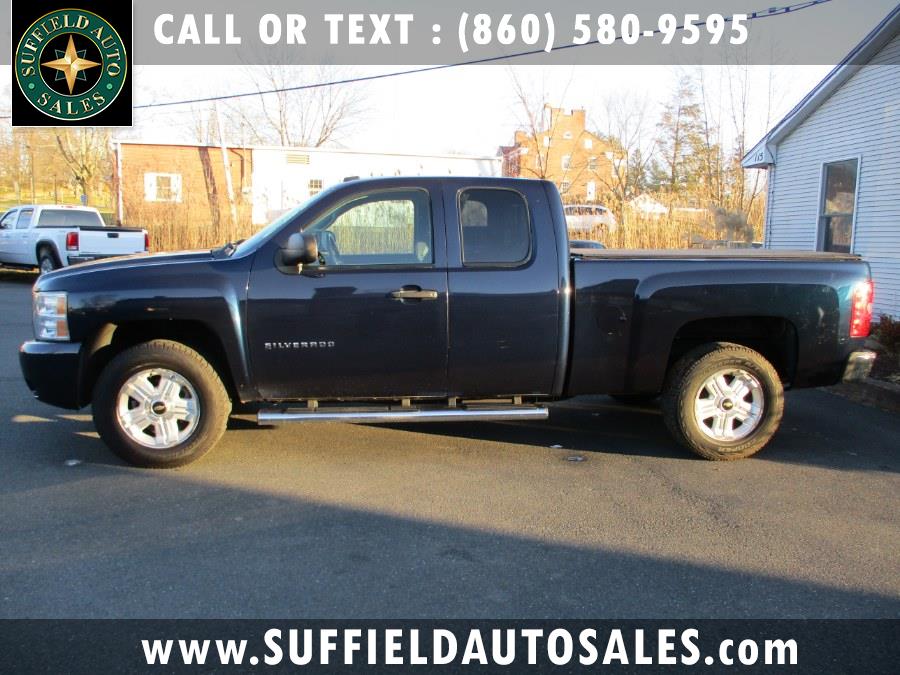 2011 Chevrolet Silverado 1500 4WD Ext Cab 143.5" LT, available for sale in Suffield, Connecticut | Suffield Auto LLC. Suffield, Connecticut