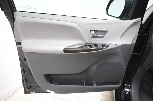 Used Toyota Sienna XLE Premium w/ rearCam 2020 | Car Revolution. Maple Shade, New Jersey Used Toyota Sienna XLE Premium w/ rearCam 2020 | Car Revolution. Maple Shade, New Jersey