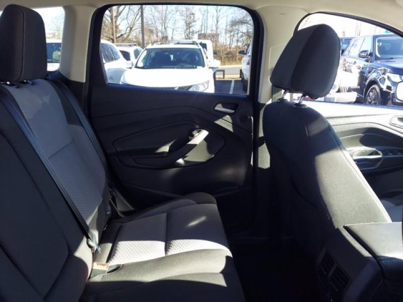 Used Ford Escape SE 4WD 2017 | Car Revolution. Maple Shade, New Jersey Used Ford Escape SE 4WD 2017 | Car Revolution. Maple Shade, New Jersey