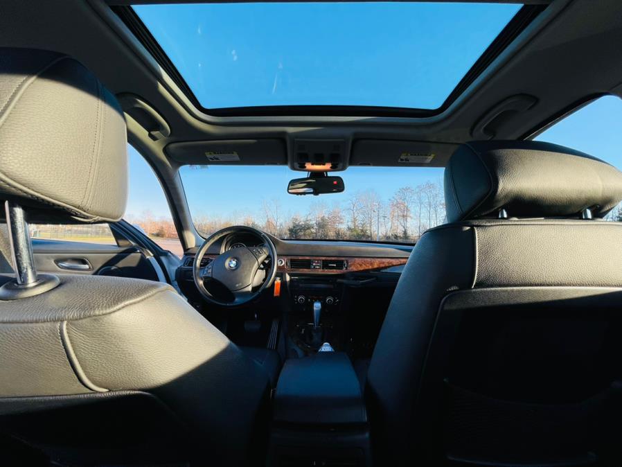 2007 BMW 3 Series 4dr Sdn 328xi AWD SULEV, available for sale in New Britain, Connecticut | Supreme Automotive. New Britain, Connecticut 2007 BMW 3 Series 4dr Sdn 328xi AWD SULEV, available for sale in New Britain, Connecticut | Supreme Automotive. New Britain, Connecticut