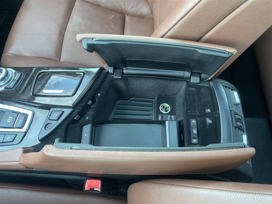 2012 BMW 5 Series 4dr Sdn 535i xDrive AWD, available for sale in Stratford, Connecticut | Wiz Leasing Inc. Stratford, Connecticut 2012 BMW 5 Series 4dr Sdn 535i xDrive AWD, available for sale in Stratford, Connecticut | Wiz Leasing Inc. Stratford, Connecticut