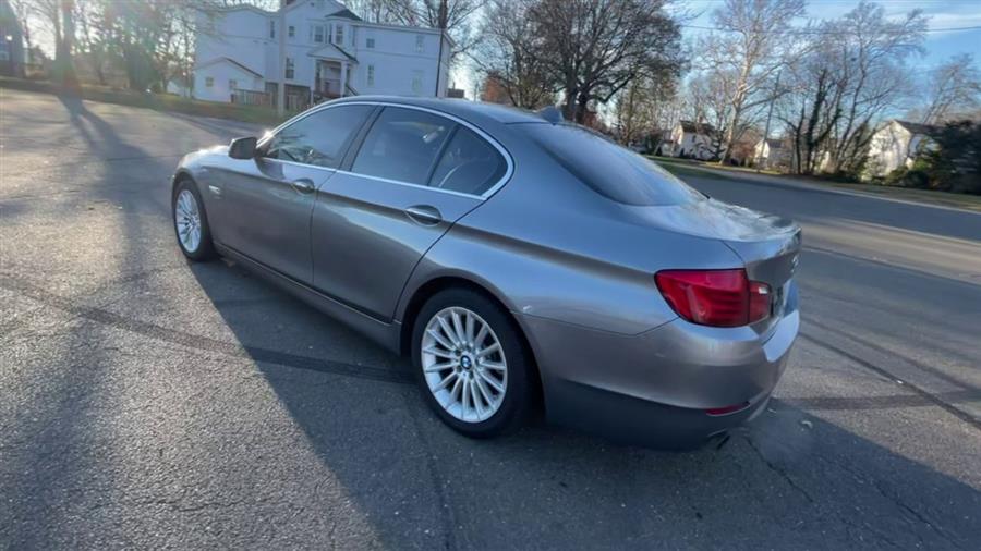 2012 BMW 5 Series 4dr Sdn 535i xDrive AWD, available for sale in Stratford, Connecticut | Wiz Leasing Inc. Stratford, Connecticut 2012 BMW 5 Series 4dr Sdn 535i xDrive AWD, available for sale in Stratford, Connecticut | Wiz Leasing Inc. Stratford, Connecticut