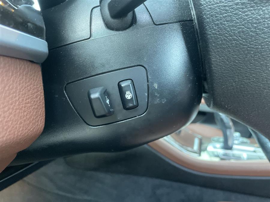 2012 BMW 5 Series 4dr Sdn 535i xDrive AWD, available for sale in Stratford, Connecticut | Wiz Leasing Inc. Stratford, Connecticut 2012 BMW 5 Series 4dr Sdn 535i xDrive AWD, available for sale in Stratford, Connecticut | Wiz Leasing Inc. Stratford, Connecticut
