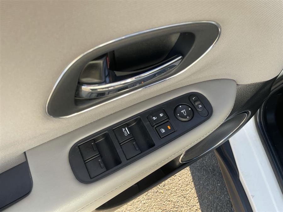2016 Honda HR-V AWD 4dr CVT EX, available for sale in Stratford, Connecticut | Wiz Leasing Inc. Stratford, Connecticut 2016 Honda HR-V AWD 4dr CVT EX, available for sale in Stratford, Connecticut | Wiz Leasing Inc. Stratford, Connecticut