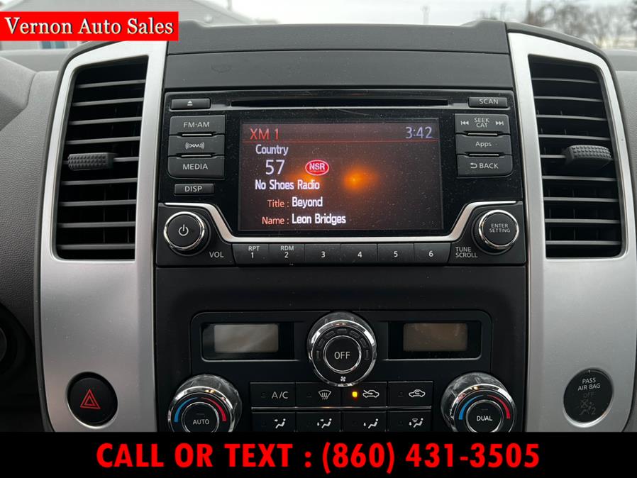 2015 Nissan Frontier 4WD Crew Cab Auto SV, available for sale in Manchester, Connecticut | Vernon Auto Sale & Service. Manchester, Connecticut 2015 Nissan Frontier 4WD Crew Cab Auto SV, available for sale in Manchester, Connecticut | Vernon Auto Sale & Service. Manchester, Connecticut