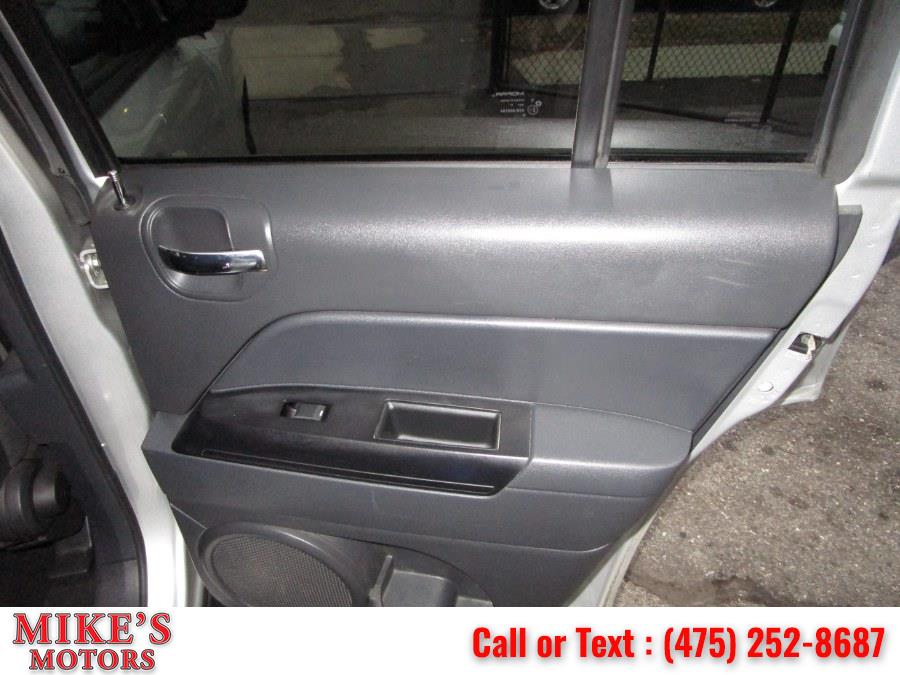 Used Jeep Compass 4WD 4dr Latitude 2011 | Mike's Motors LLC. Stratford, Connecticut Used Jeep Compass 4WD 4dr Latitude 2011 | Mike's Motors LLC. Stratford, Connecticut