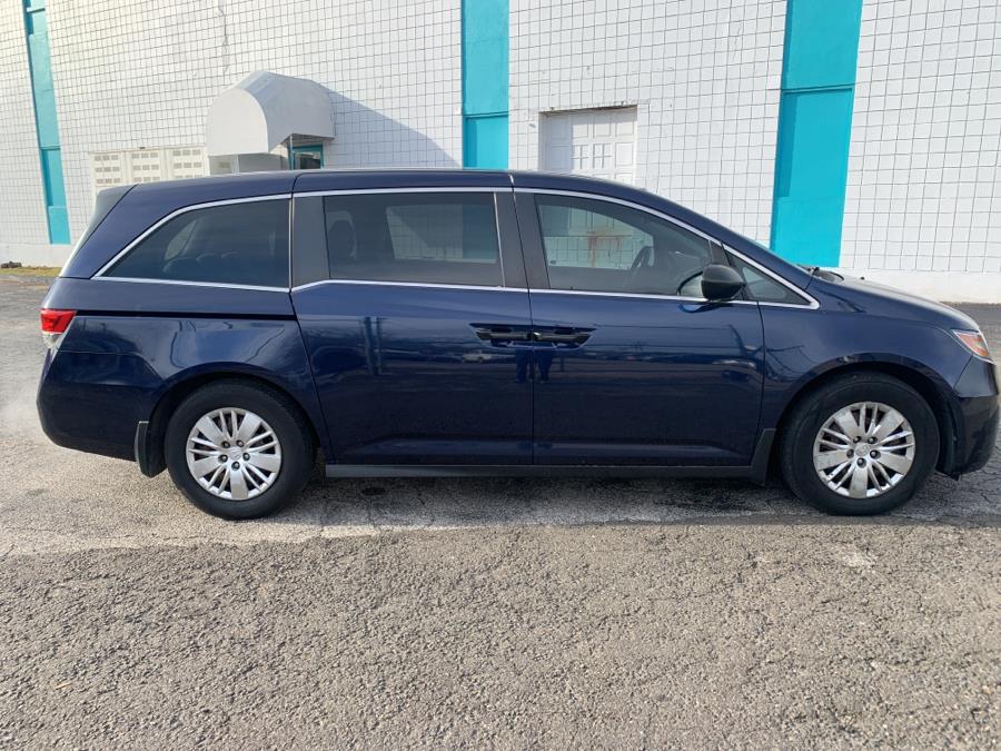 2014 Honda Odyssey 5dr LX, available for sale in Milford, Connecticut | Dealertown Auto Wholesalers. Milford, Connecticut