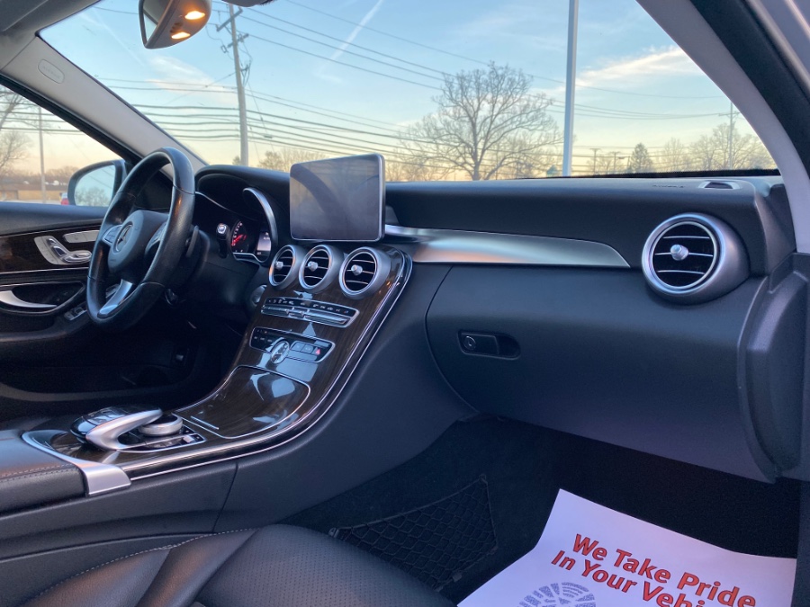 Used Mercedes-Benz C-Class 4dr Sdn C 300 Luxury 4MATIC 2015 | Marsh Auto Sales LLC. Ortonville, Michigan Used Mercedes-Benz C-Class 4dr Sdn C 300 Luxury 4MATIC 2015 | Marsh Auto Sales LLC. Ortonville, Michigan