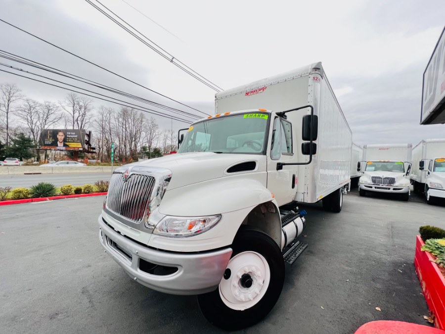 Used INTERNATIONAL 4300 26 FEET DRY BOX + LIFT GATE + CUMMINS ENG + NO CDL 2017 | NJ Truck Spot. South Amboy, New Jersey Used INTERNATIONAL 4300 26 FEET DRY BOX + LIFT GATE + CUMMINS ENG + NO CDL 2017 | NJ Truck Spot. South Amboy, New Jersey