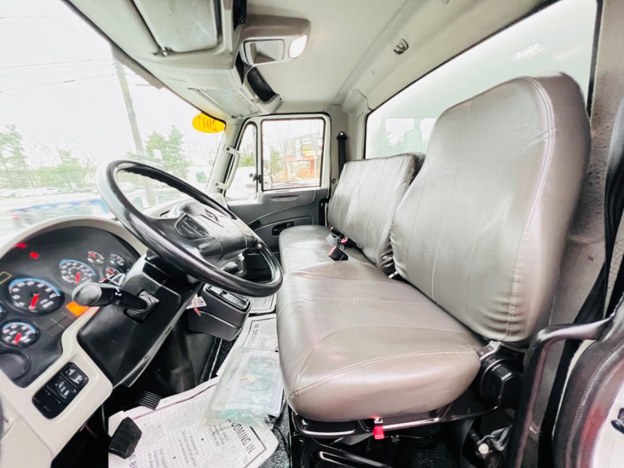 Used INTERNATIONAL 4300 26 FEET DRY BOX + LIFT GATE + CUMMINS ENG + NO CDL 2017 | NJ Truck Spot. South Amboy, New Jersey Used INTERNATIONAL 4300 26 FEET DRY BOX + LIFT GATE + CUMMINS ENG + NO CDL 2017 | NJ Truck Spot. South Amboy, New Jersey